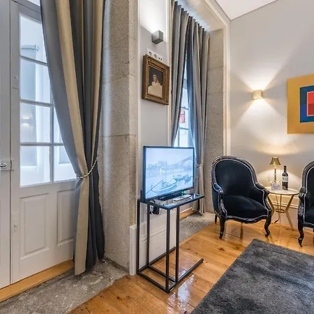 Guestready - Luxus Apts - Alves Da Veiga Garden Appartement