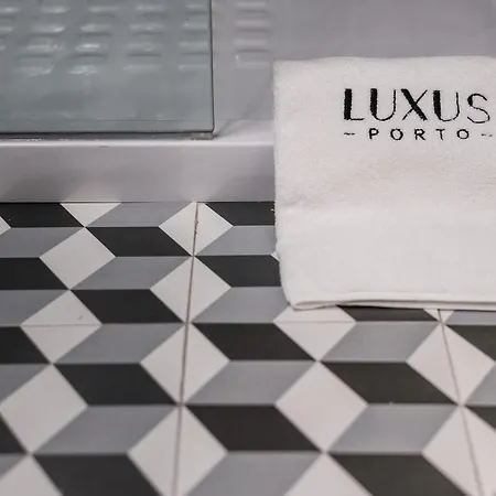 Guestready - Luxus Apts - Alves Da Veiga Garden *